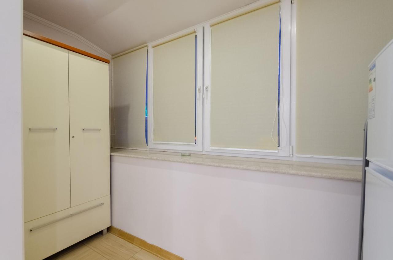 Kvartirkoff Na Obolonskiy Prospekt 7 Kiev Buitenkant foto