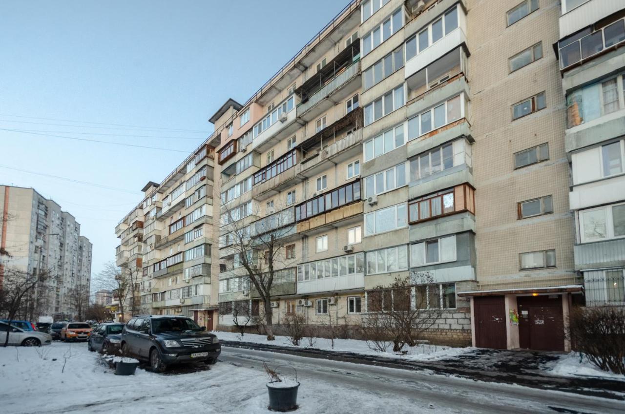 Kvartirkoff Na Obolonskiy Prospekt 7 Kiev Buitenkant foto